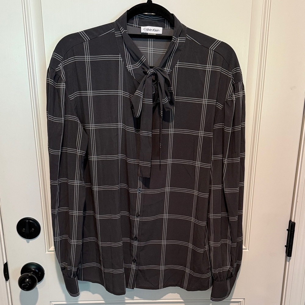 Calvin Klein Women’s Charcoal Plaid Button Down Shirt with Bow